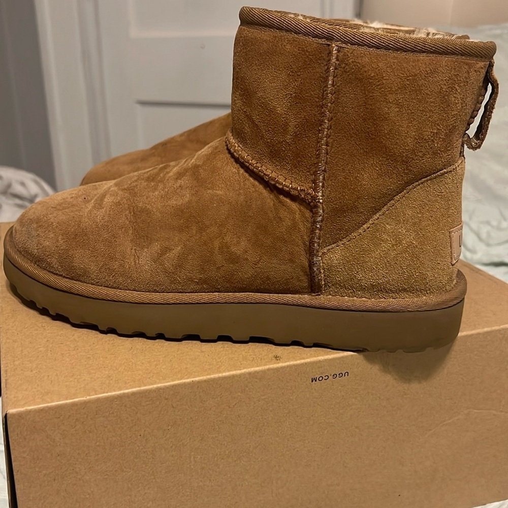 Authentic Ugg Classic Mini Ii. - image 1